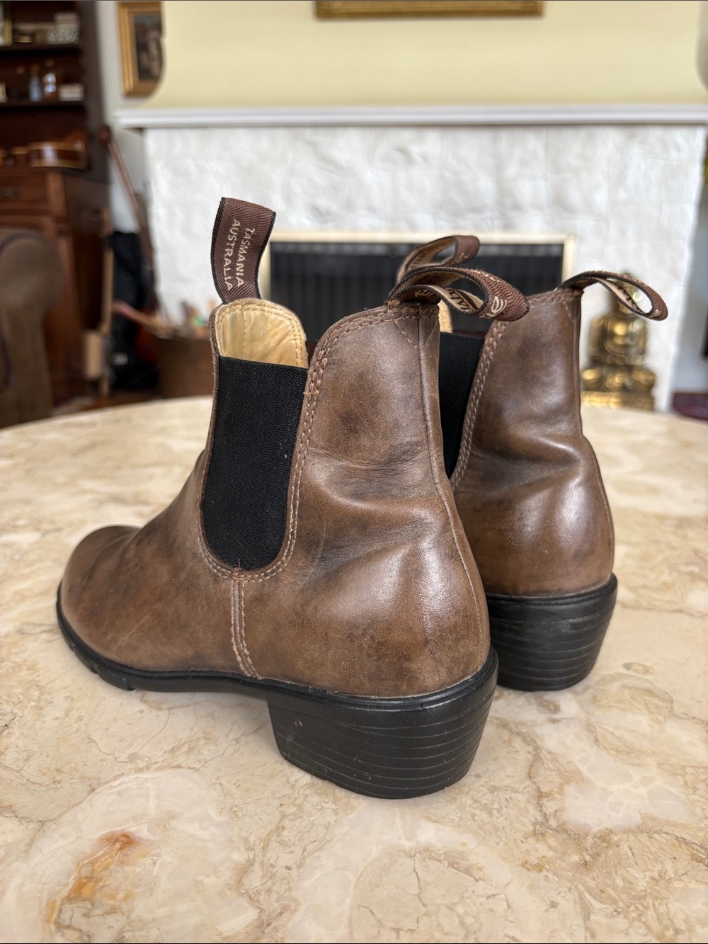 Blundstone 1677 - Women’s Series Block Heel Chelsea Boots Rustic Brown Leather - Picture 9 of 16